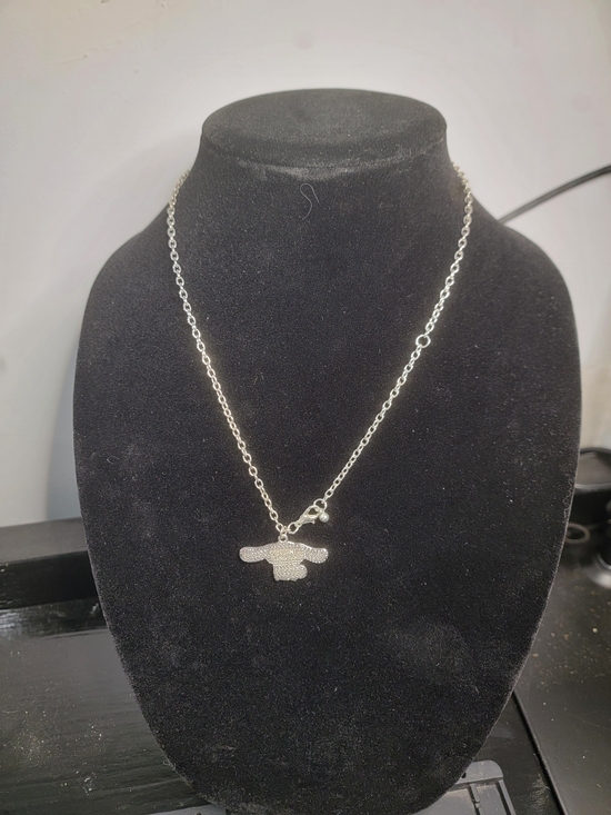 Jewelry - Silver Tone Pendant Necklace - Women's Jewelry